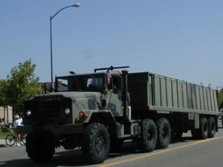 P7041003cs.jpg (11589 bytes)