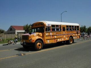 P7041016t.jpg (13394 bytes)